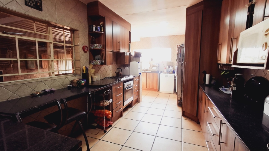 3 Bedroom Property for Sale in Vaalpark Free State